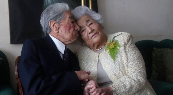 عمرهما 215 عاما.. نهاية قصة أكبر زوجين في العالم
