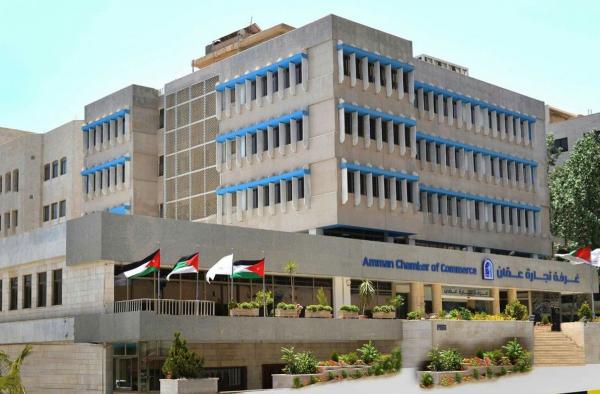 تجارة عمان تطالب بإعادة النظر بحظر الجمعة الشامل