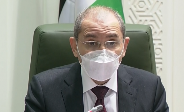 الصفدي من الرياض: نتفق على رفض التدخلات في الشؤون العربية