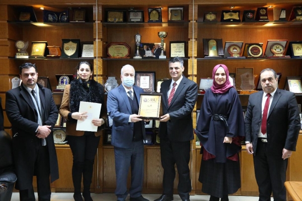 وفد من سفارةالجمهورية العربية السورية يزور جامعة العلوم التطبيقية الخاصة