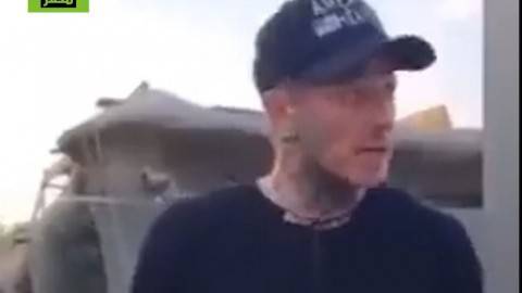 إسرائيلي يتحرش بمصريات ..  مثير للجدل في مصر من مدينة دهب هذه أرض إسرائيل