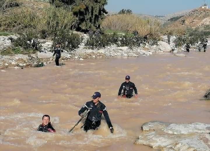 مبرر لا يمكن تصديقه وراء حادثة سيل الزرقاء