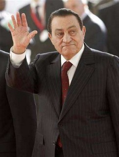 حسني مبارك.. 30 عاما من الكوارث