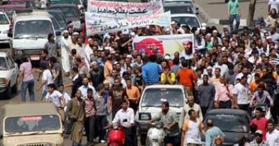 السلفيون يشعلون المظاهرات بالقاهرة