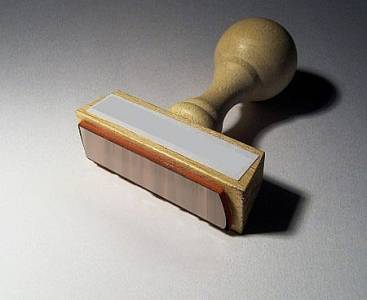 ضبط أختام مقلدة لوزارة الصحة وشهادات خلو أمراض مزورة