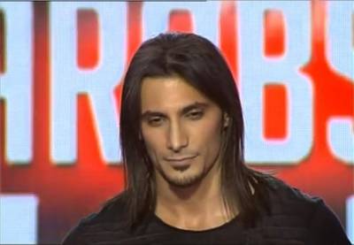 الساحر احمد البايض يخدع الشيخ محمد العريفي بصرياً شاهدوا الفيديو