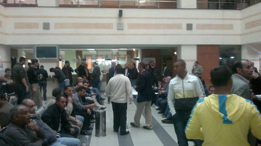 موظفو سلطة العقبة يهددون باعتصام شامل والسبب الفساد...والرواتب الخيالية ..