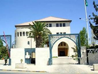 12  75 ديناراً زيادات الرواتب «وفق الهيكلة»