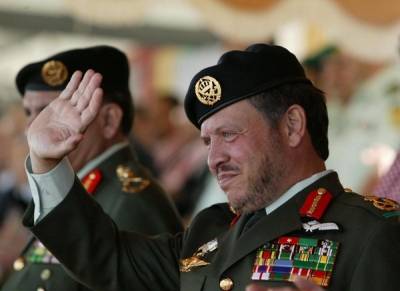 الديوان يبحث نقل ملكية أراضي الملك للجيش .