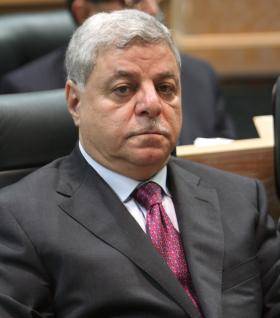 أليوتوب إذ يفضحنا..شخص يهتف ضد الإصلاحيين:إسحبوا جنسياتهم !