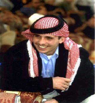 اعلان خطوبة الامير حمزة على الكابتن بسمة العتوم...