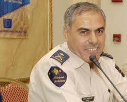 جمركة ساعات العمل  الاضافية لموظفي دائرة  الجمارك