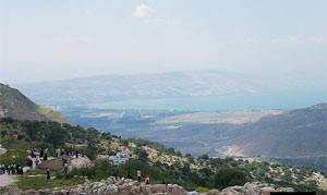 مدينة ام قيس الاثريه تتحول الى مدينة اشباح ليلا