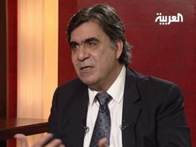 بعد اتهامه عباس بالعمالة..فتح تصف محمد رشيد بـالمجرم الهارب