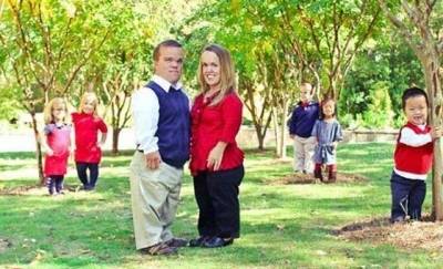 أكبر أسرة من الأقزام في العالم