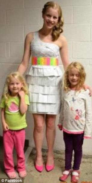 فستان مصنوع من «مسائل الجبر»!