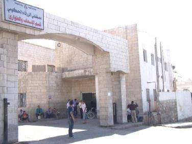 مدير صحة الزرقاء يتخفى باللباس العربي بين مراجعي مستشفى فيصل والزرقاء الحكومي