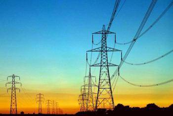 الكهرباء تتجاهل شكاوى المواطنين وتغلق الهواتف في وجوههم