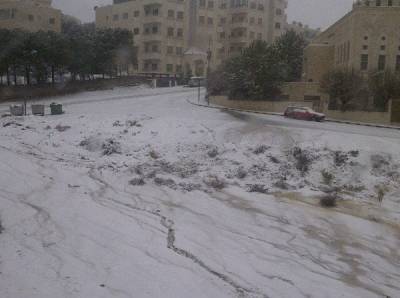 أجواء باردة جداً نهاراً وقارسة البرودة ليلاً