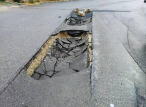 حفريات وأعطال بإشارات مرورية في شوارع العاصمة