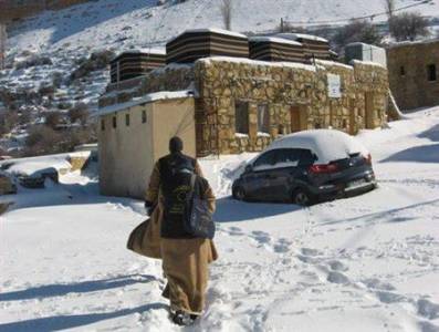 الثلوج والجمال تعيق عمل بعثة الاتحاد الأوروبي لمراقبة الانتخابات