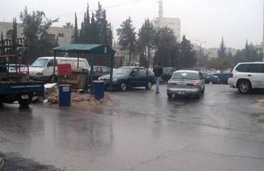 منخفض جوي بأمطار غزيرة وثلوج محتملة يوم الاقتراع للانتخابات النيابية ..