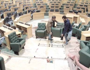 مقاعد جديدة تنتظر النواب القادمين ومكاتب و حقائب فاخرة والدخول للمواقع الإخبارية المرخصة فقط