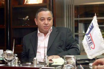 العشرات يتظاهرون أمام رئاسة الوزراء ضد توقيف الخشمان