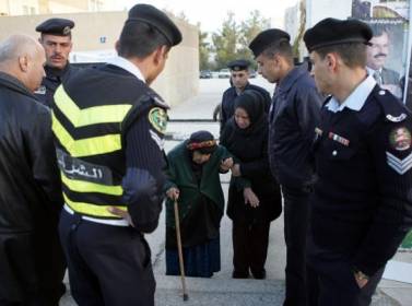 الانتخابات النيابية .. مليون ناخب و58 الفا بنسبة اقتراع بلغت 56 حتى الان ..