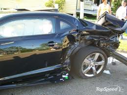 كفرنجة: شاب يداهم بمركبته مئات المحتفلين بفوز مرشحتهم