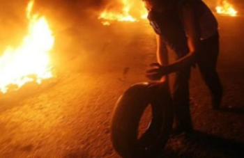 مظاهرات لليوم الثاني في صرفا احتجاجا على التزوير