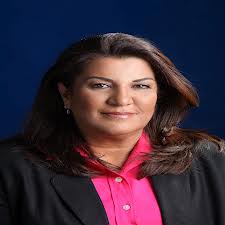 المرشحة العرموطي تعقد مؤتمراً لكشف التزوير