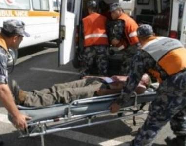 دخل ليسرق المنزل فقتل صعقا بالكهرباء .. وشريكاه اتصلا بالدفاع المدني لانقاذه !!