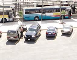 تكثيف الرقابة على المركبات الخاصة التي تقل ركابا بأجر