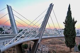 3 محاولات انتحار في غضون اسبوعين من على جسر عبدون المعلق