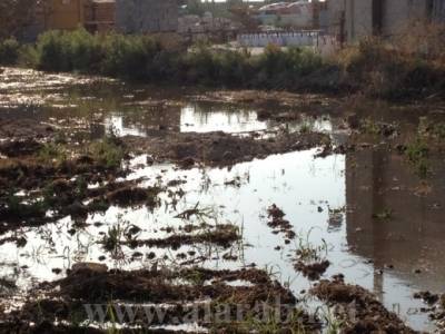 مرج الكرك يغرق بمياه المجاري