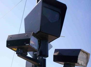 عجلون: كاميرات للحد من تجمهر الشباب أمام مدارس البنات