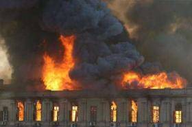 الهاشمية : اصابة سيدة وطفلها بحريق منزل