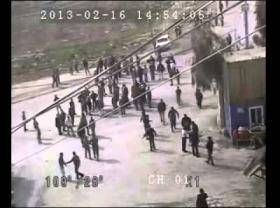 بالفيديو  محاولة اقتحام مصنع الزهيري والاعتداء عليه