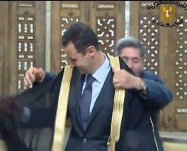 شخصيات: وفد خريس يمثل الأردنيين الشرفاء  أسماء