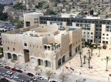 موظفو الأمانة يبدأون اعتصاما مفتوحا السبت