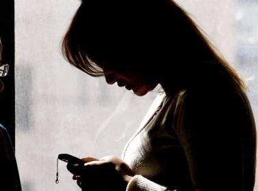 تقديرات بانفاق الأردنيين 690 مليون دينار العام 2012 على خدمات الهاتف الخلوي