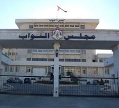 تسليم السائق الذي دهس 11 شرطيا امام مجلس النواب والتعهد بعدم الاساءة اليه او تعذيبه