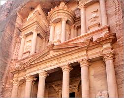 مساواه العرب بالمواطنين برسوم دخول المواقع الاثرية والسياحية