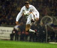 حكم سعودي يشترط على لاعب قص شعره قبل المباراة