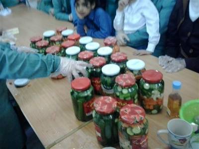 دورة تدريبية في مجال التصنيع الغذائي في معان