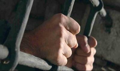 المغرب :السجن 20 عاماً لأب تناوب على اغتصاب بناته الثلاث لسنوات