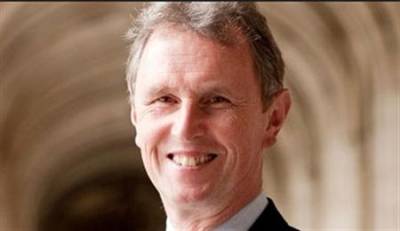 نائب بريطاني يغتصب رجلا ويعتدي على اخر