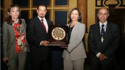 السفير الكويتي يرعى جلسة حوارية حول تمكين المرأة