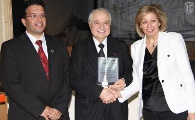 أبوغزاله يفتتح المؤتمر الأول لمدارس المطران بعنوان يلا شباب